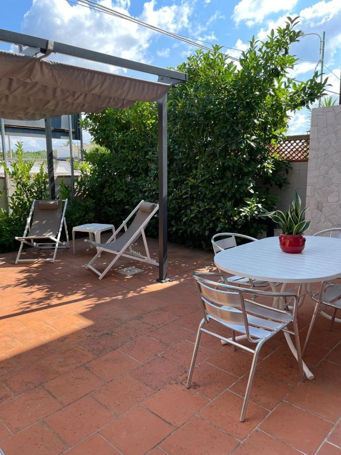Villa Mare A 200 Metri Dal Mare San Pietro in Bevagna Luaran gambar